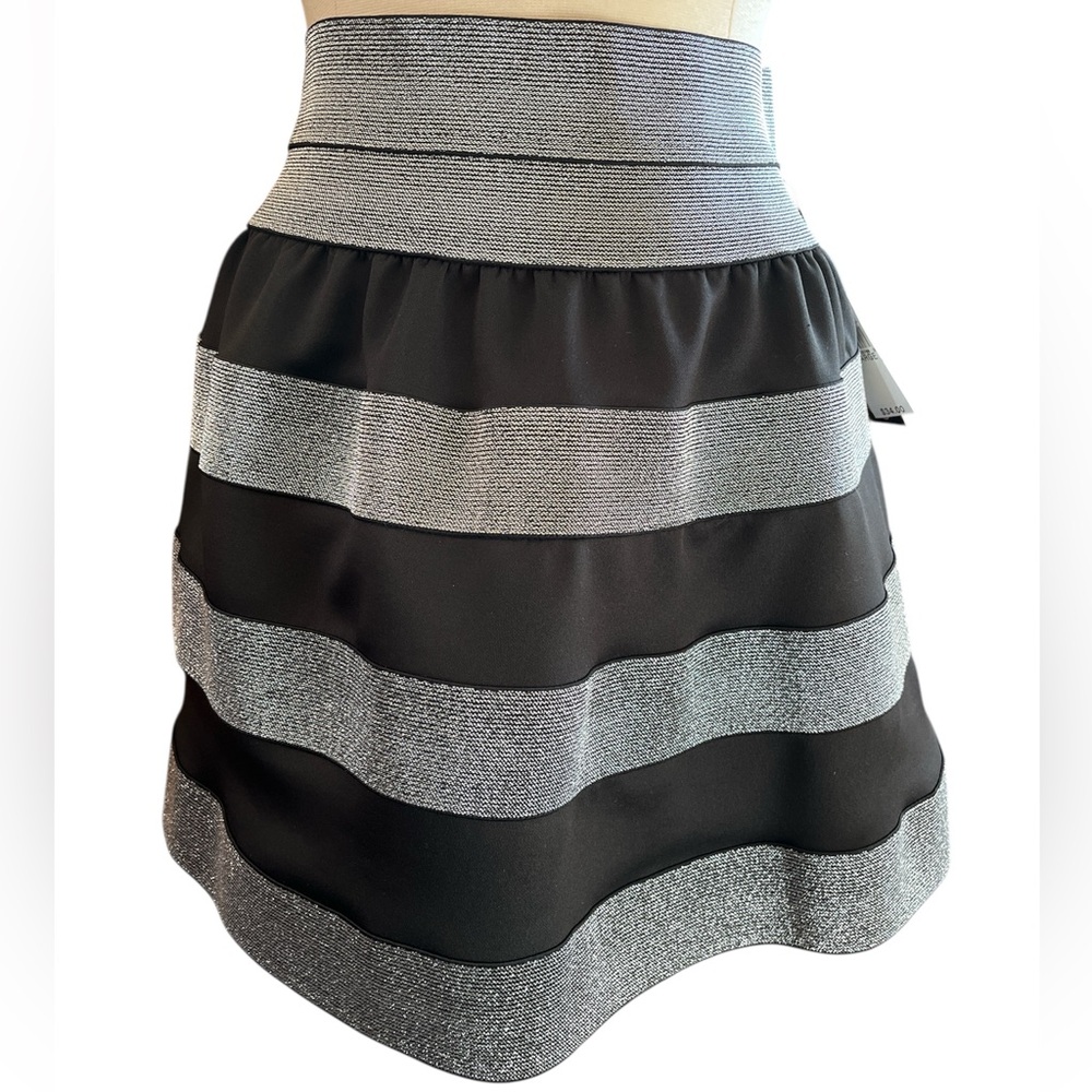 Ally B Black & Shiny Silver Stripe A-Line Skirt with 1/2 Back zipper XL(juniors)